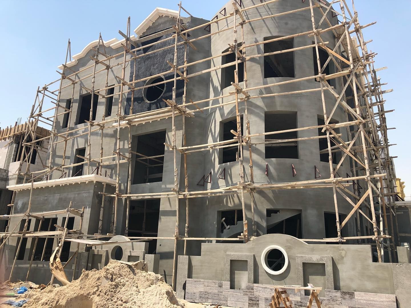 مقاولات عامة وتشطيبات